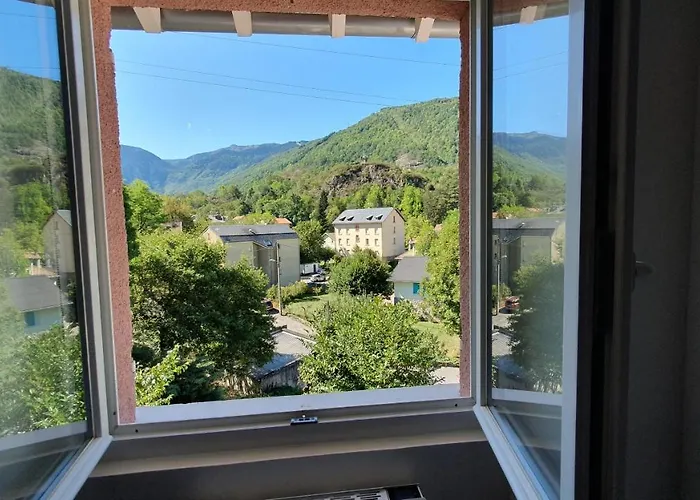 Le Grillon 옥스레테르메스