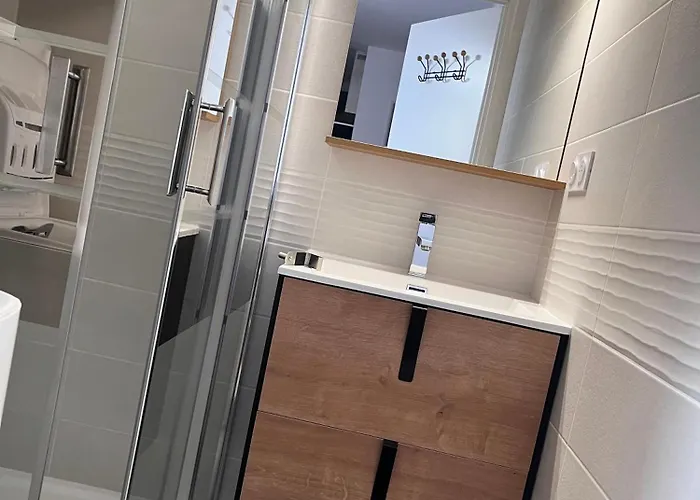 Le Grillon 옥스레테르메스